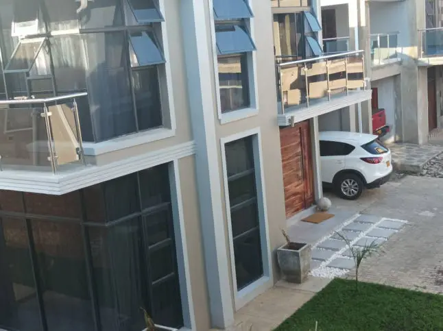 Mobirise Website Builder